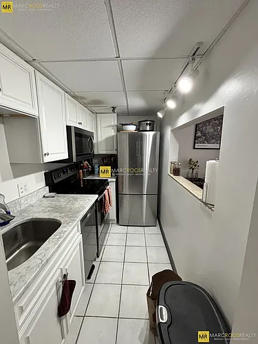 466 Commonwealth Ave Photo 1