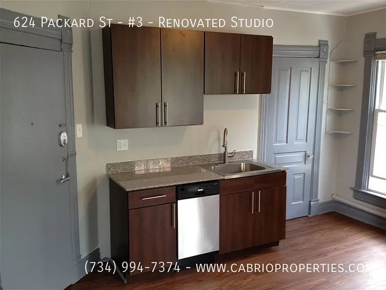 624 Packard St — Photo 4