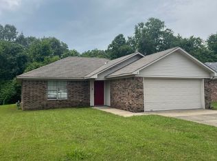 2555 Winchester Dr, Conway, AR 72032