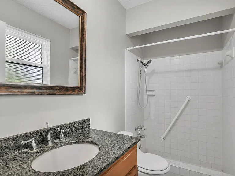 3917 Tara Hall Dr — Photo 15