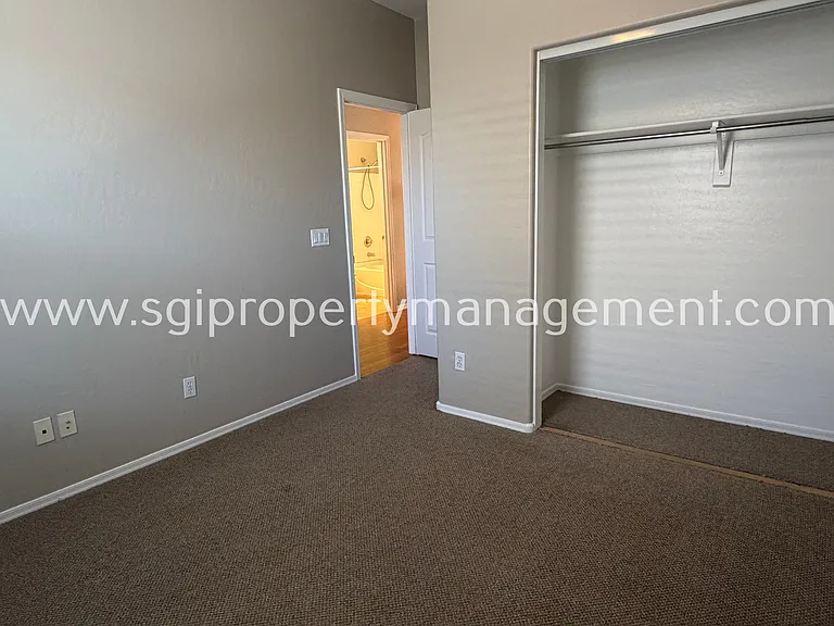 156 W Campbell Ct — Photo 10