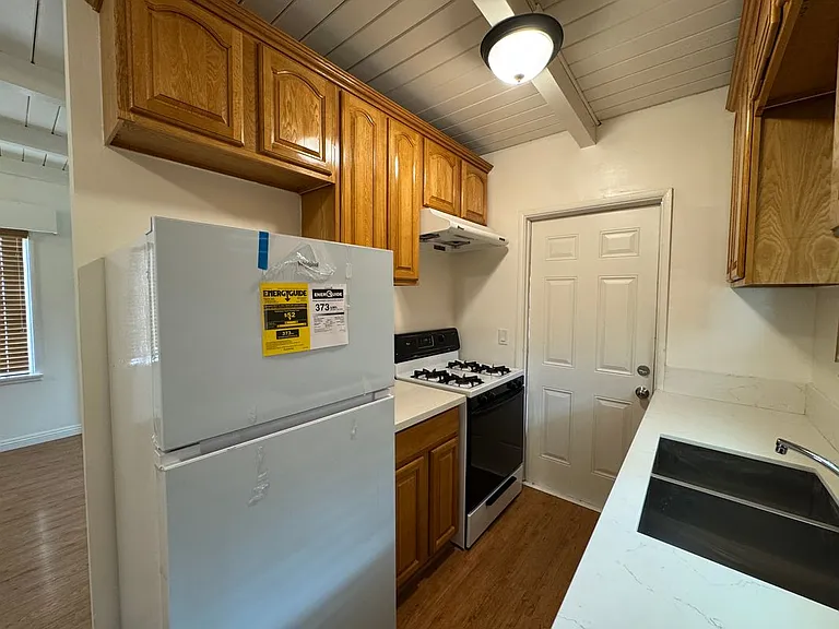 111 Alabama St — Photo 11