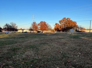 804 S Holly St #5, Siloam Springs, AR 72761