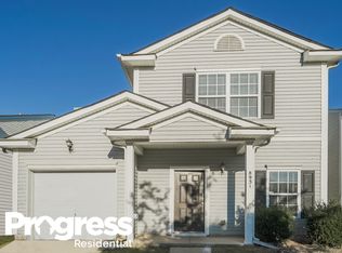 8951 Chalkstone Rd, Charlotte, NC 28216