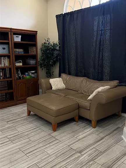 2120 Bunker View Ct — Photo 36