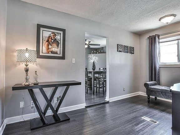 4th image of 2801 Woodgrove Dr