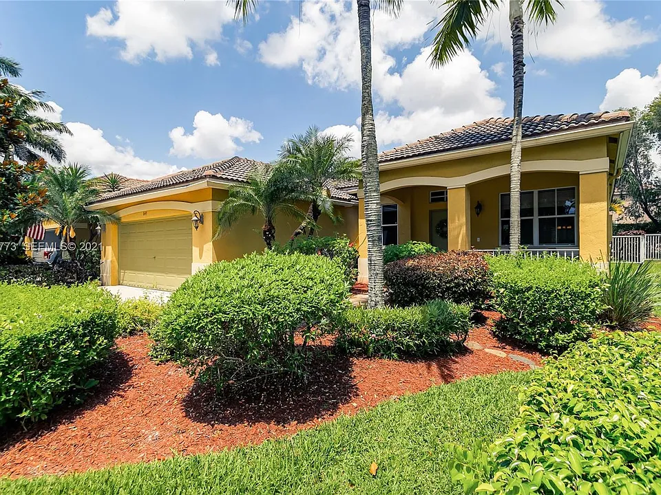 849 Sunflower Cir