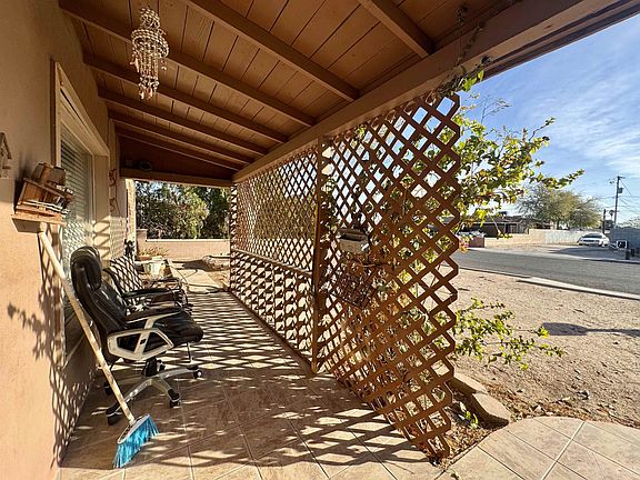 5th image of 2184 S 9th Ave