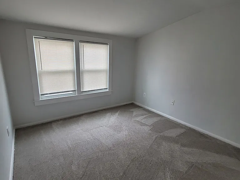 15 Governor Rd — Photo 10