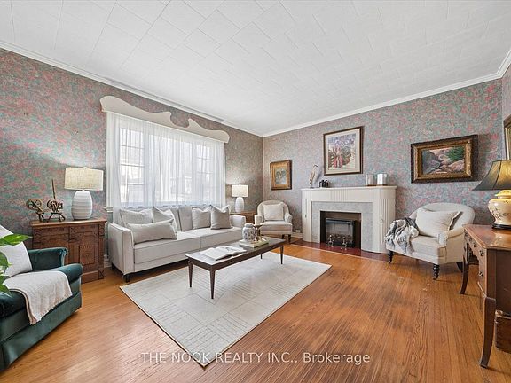 4th image of 15212 Simcoe St