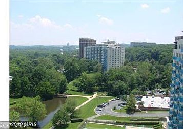 5th image of 10401 Grosvenor Pl APT 1614