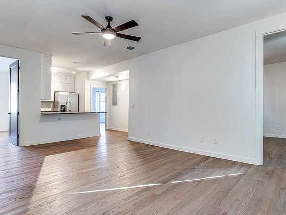 4th image of 251 Natalen Ave #1
