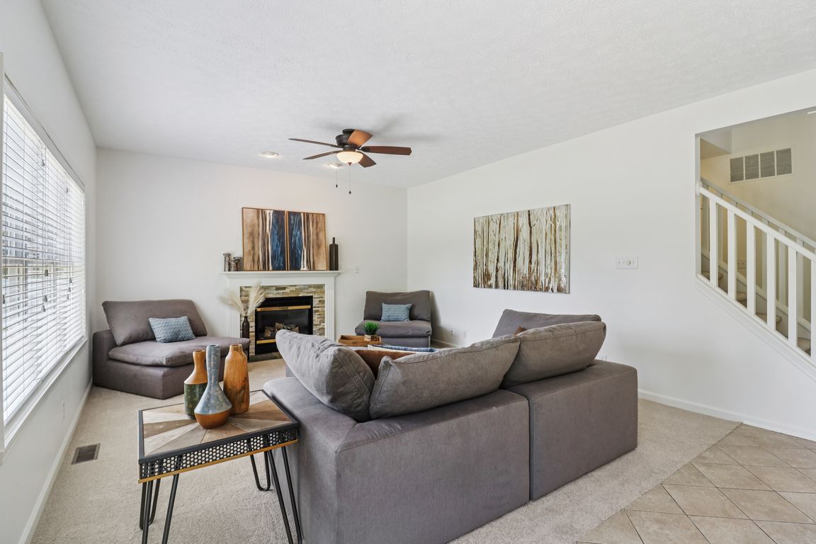 Sawgrass Dr-S1107-009.jpg