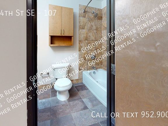 2nd image of 1011 4th St SE #107