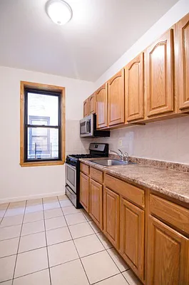 Rented by Living New York | media 12