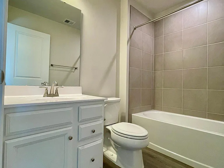 135 Dripping Spring Dr — Photo 16