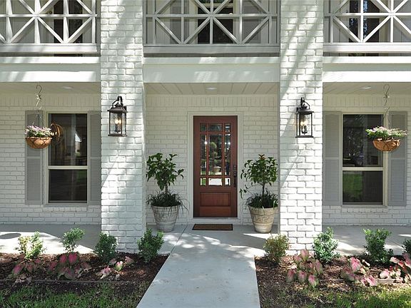 3rd image of 14818 Bramblewood Dr
