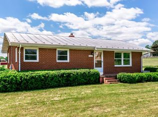 3068 Longbow Rd, Keezletown, VA 22832