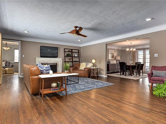 3rd image of 21155 S Park Dr
