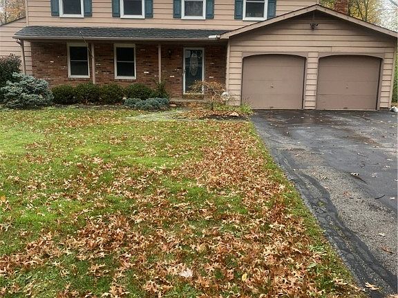 3rd image of 10385 Revere Ct