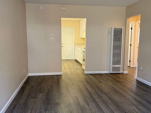 4th image of 4063 Ohio St