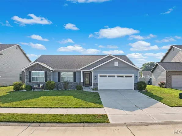 250 Beauregard Dr, Shiloh, IL 62221