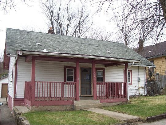 1st image of 311 N Pierpont Ave