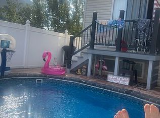 3912 Victory Blvd, Staten Island, NY 10314