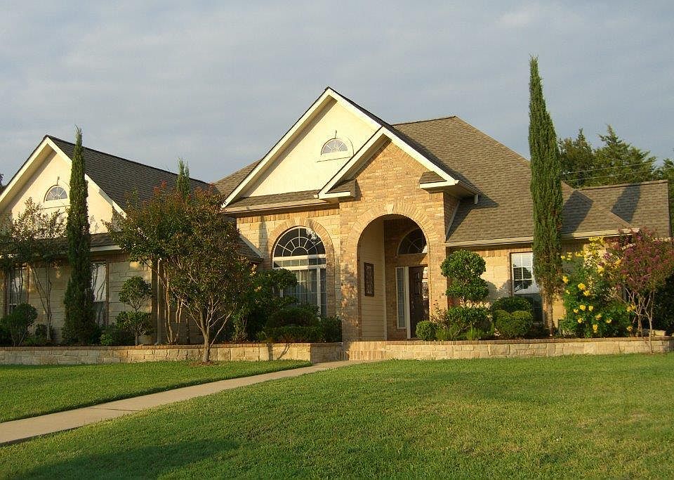 1st image of 1209 Glenn Alan Dr