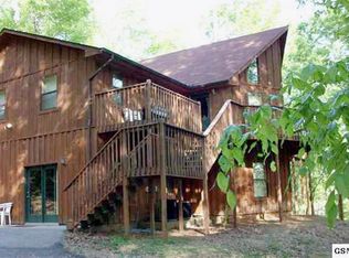 3469 Sugar Maple Loop Rd, Sevierville, TN 37862