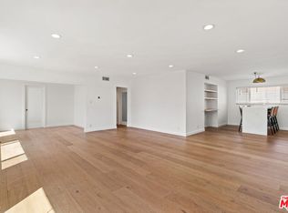 1525 N Hayworth Ave APT 302, Los Angeles, CA 90046