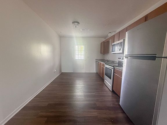 4th image of 1911 N Dixie Ave APT 2