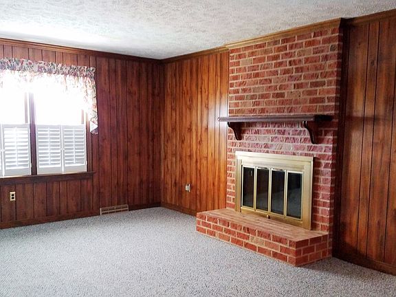 4th image of 2308 Chowning Pl