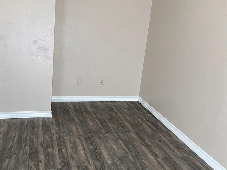 7952 Grove Ridge Dr — Photo 9