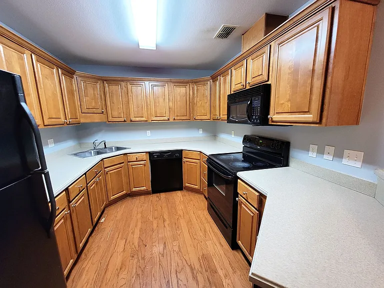 1659 Quazar Rd — Photo 7