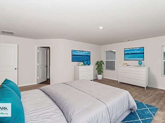 4th image of 3211 Bridgewood Dr