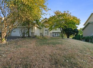 976 Bridle Creek Dr, Jordan, MN 55352