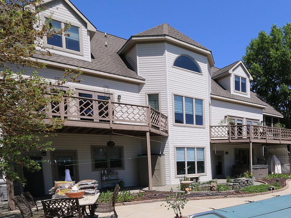 1st image of 46 Dillwyn Dr