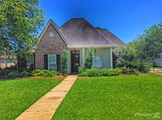 30958 Summer Breeze Dr, Denham Springs, LA 70726