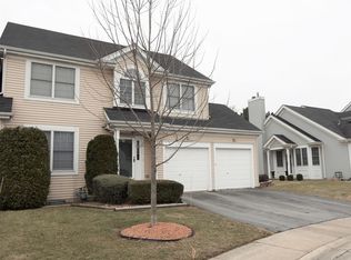 710 Derby Crse, St Charles, IL 60174
