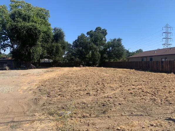 1925 Kenwood St, Sacramento, CA 95815