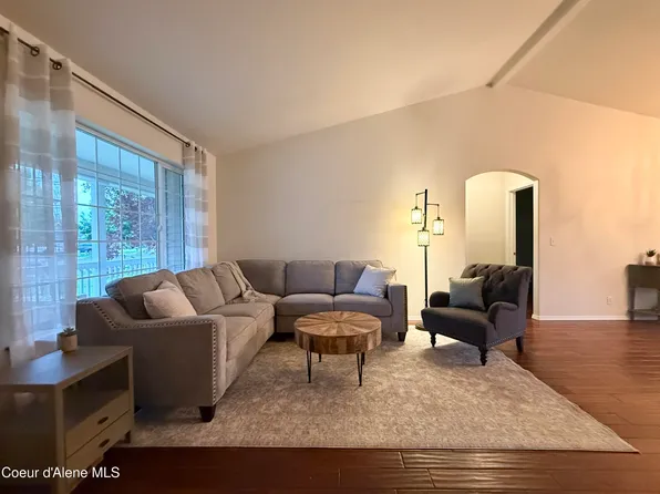 1190 W Palouse Dr, Post Falls, ID 83854