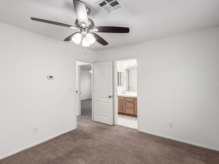 2412 Shady Vista Dr — Photo 25