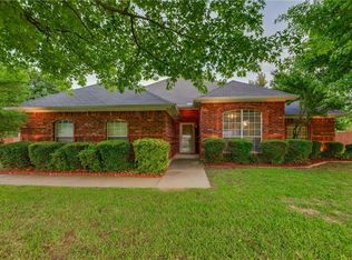 263 Spring Brook Dr, Mansfield, TX 76063