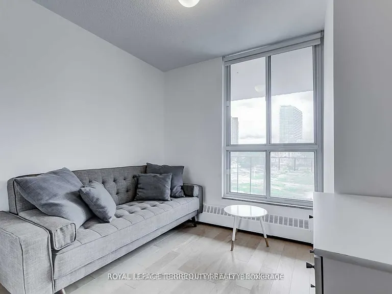 60 Southport St #214 — Photo 13