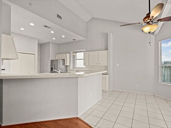 4th image of 8113 Elkhorn Mountain Trl