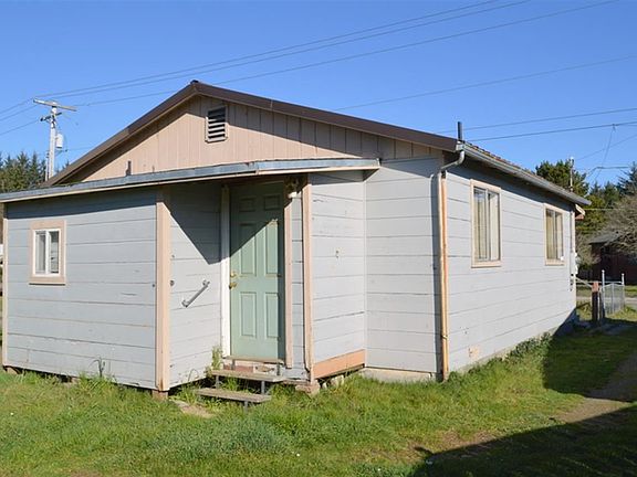 3rd image of 1344 Burtschell St
