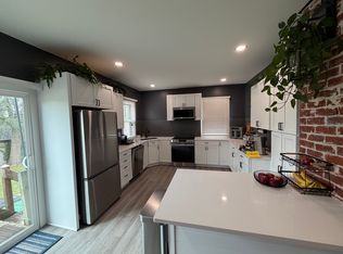 4424 Pierce St, Omaha, NE 68105
