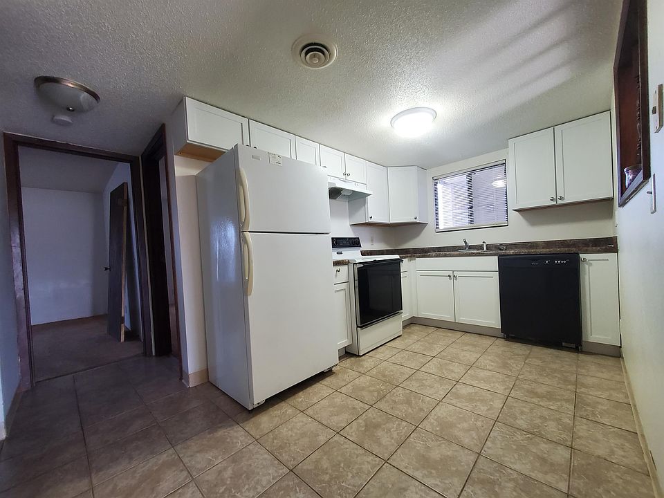 1st image of 3300 Huntington Ave #8