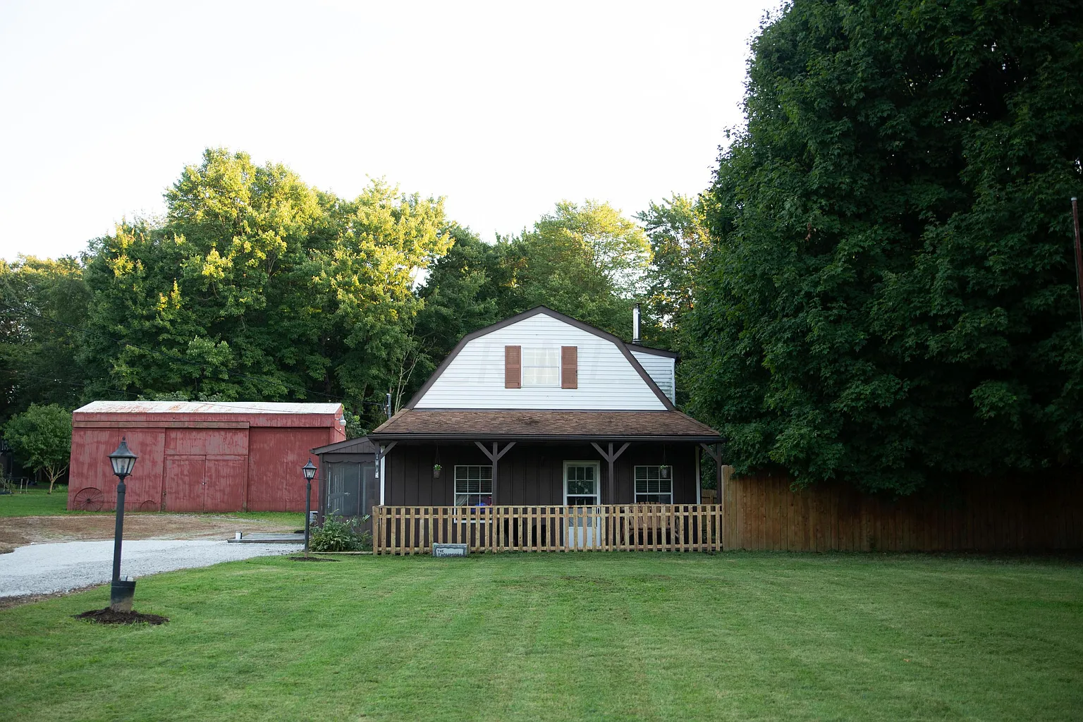 1905 Ginder Rd NW photo 1